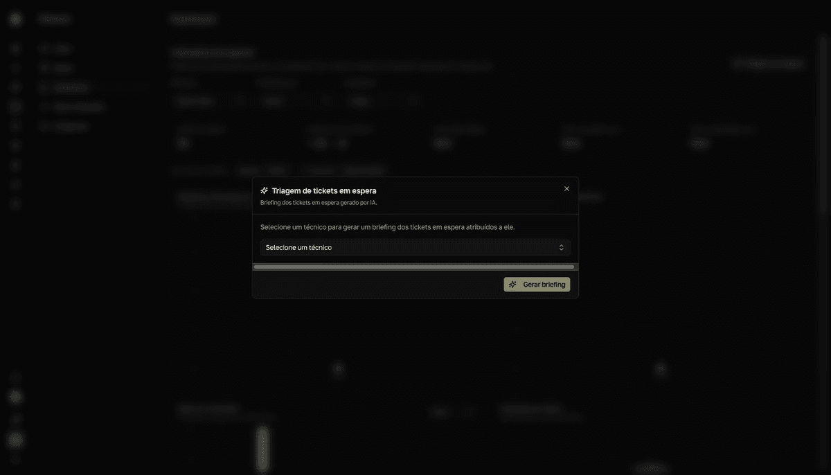 Janela Triagem de tickets em espera com seletor de técnico e ação para gerar briefing.