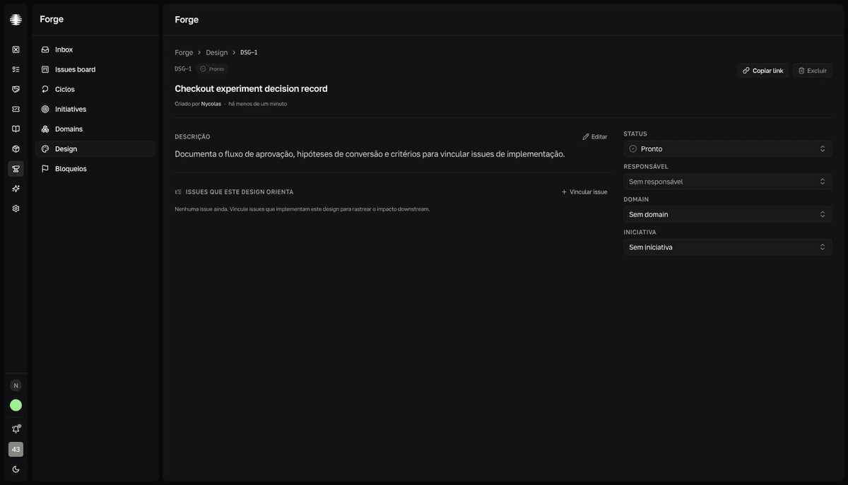 Página de detalhe de um design no Forge com código DSG, status, propriedades e painel de issues vinculadas.