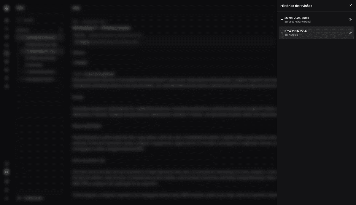 El panel de historial de revisiones de una página de la Wiki, con la lista de versiones y la fecha y el autor de cada una.